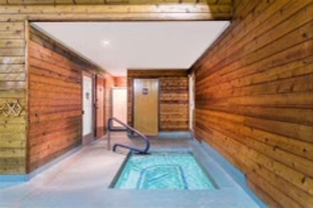 Pinetop Studio Suites Eksteriør billede