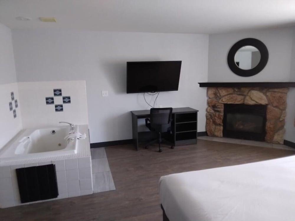 Pinetop Studio Suites Eksteriør billede