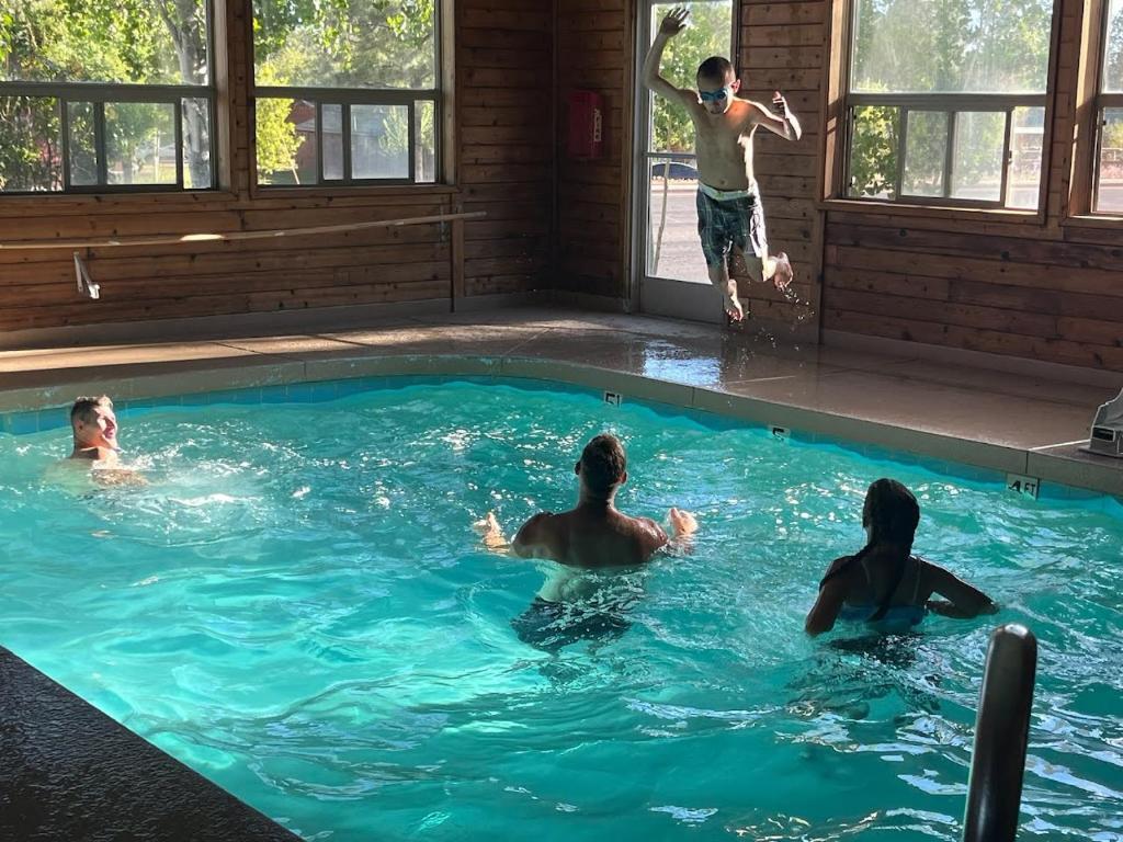 Pinetop Studio Suites Eksteriør billede