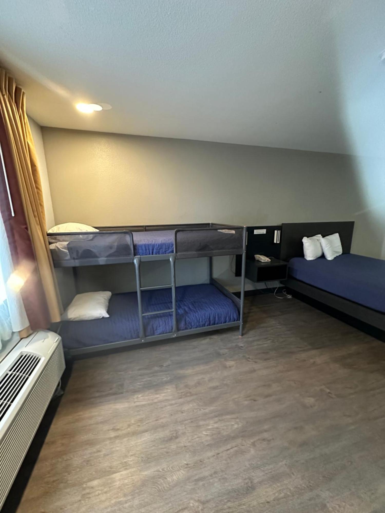 Pinetop Studio Suites Eksteriør billede